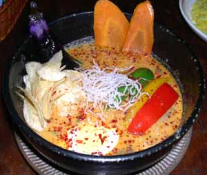 spicebox_curry_am.jpg (22196 bytes)