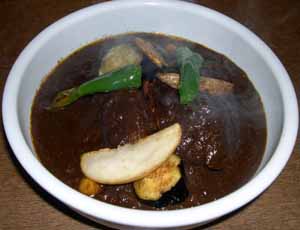 kuromajyutu_curry.jpg (16666 bytes)